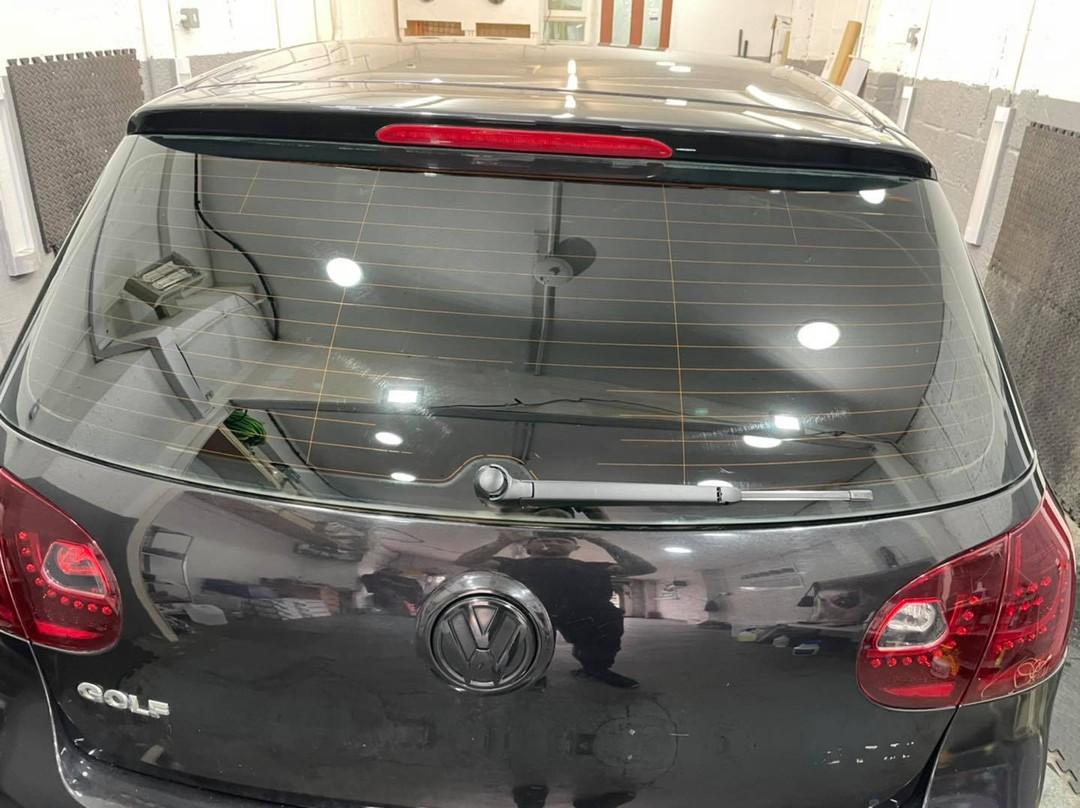 Volkswagen Golf rear screen with dark tint